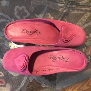 Dexflex 7M Pink Suede Mule